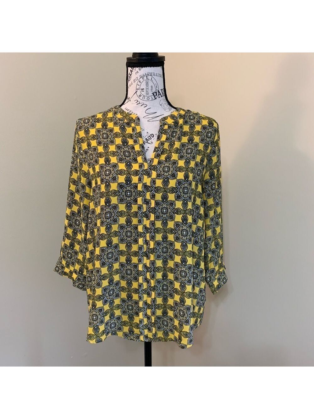 Dana Buchman Blouse